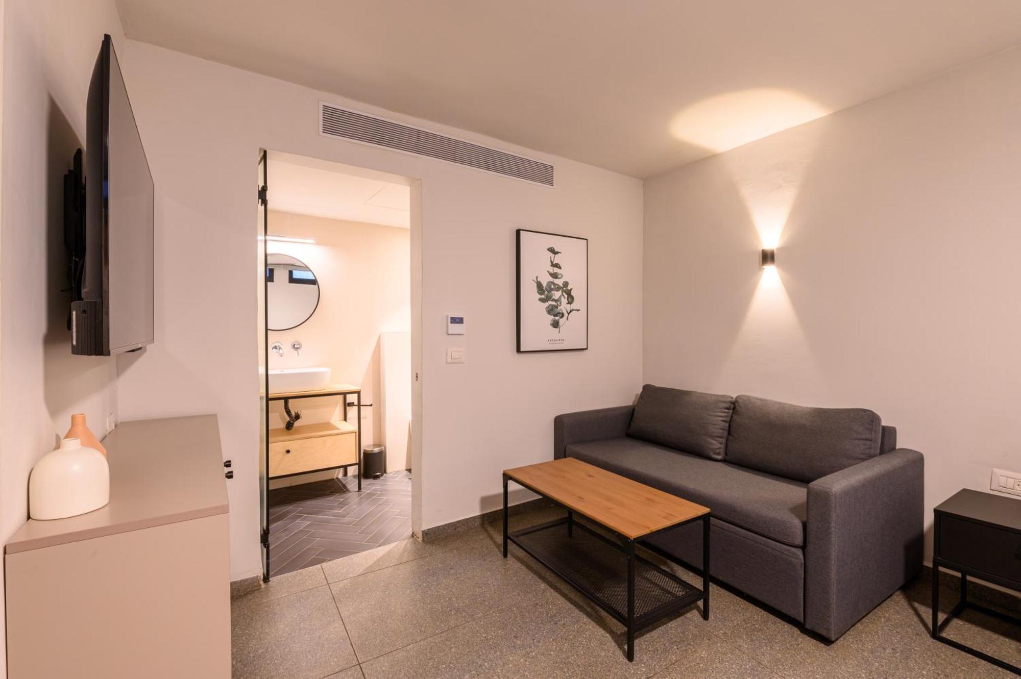 Rokah Luxury Villa At Ramat Hahayal Tel Aviv Kamer foto