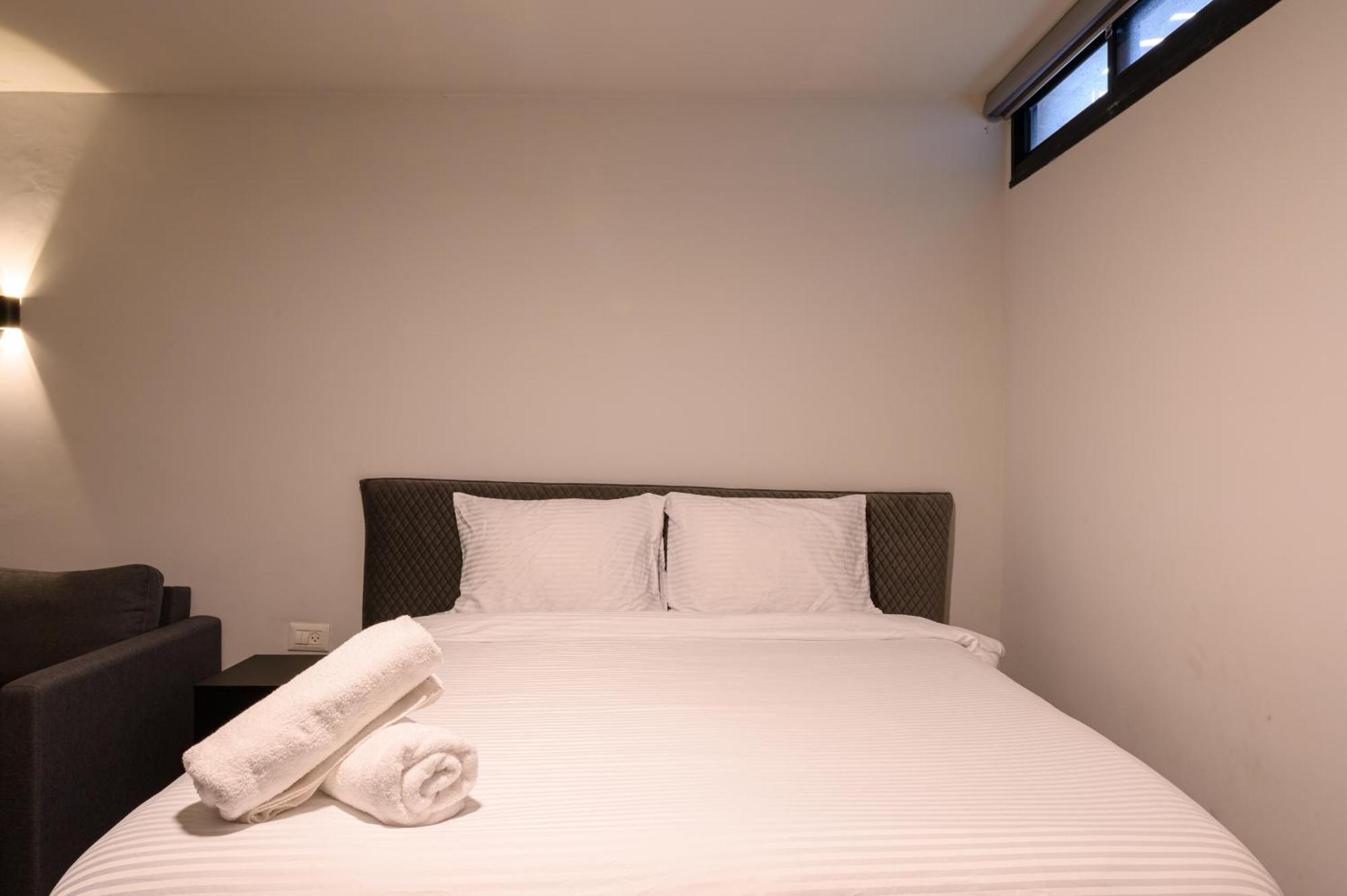 Rokah Luxury Villa At Ramat Hahayal Tel Aviv Kamer foto