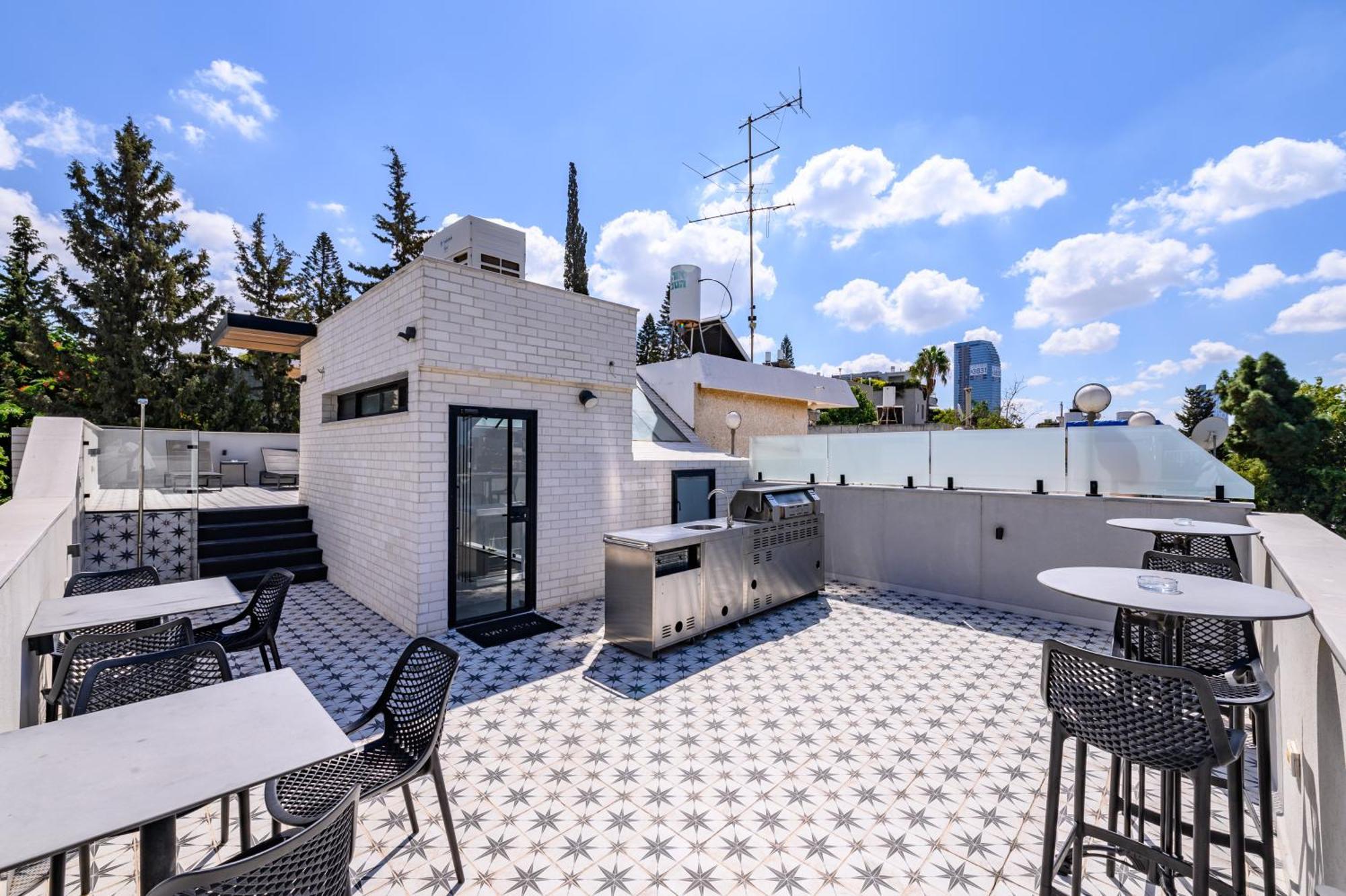 Rokah Luxury Villa At Ramat Hahayal Tel Aviv Buitenkant foto