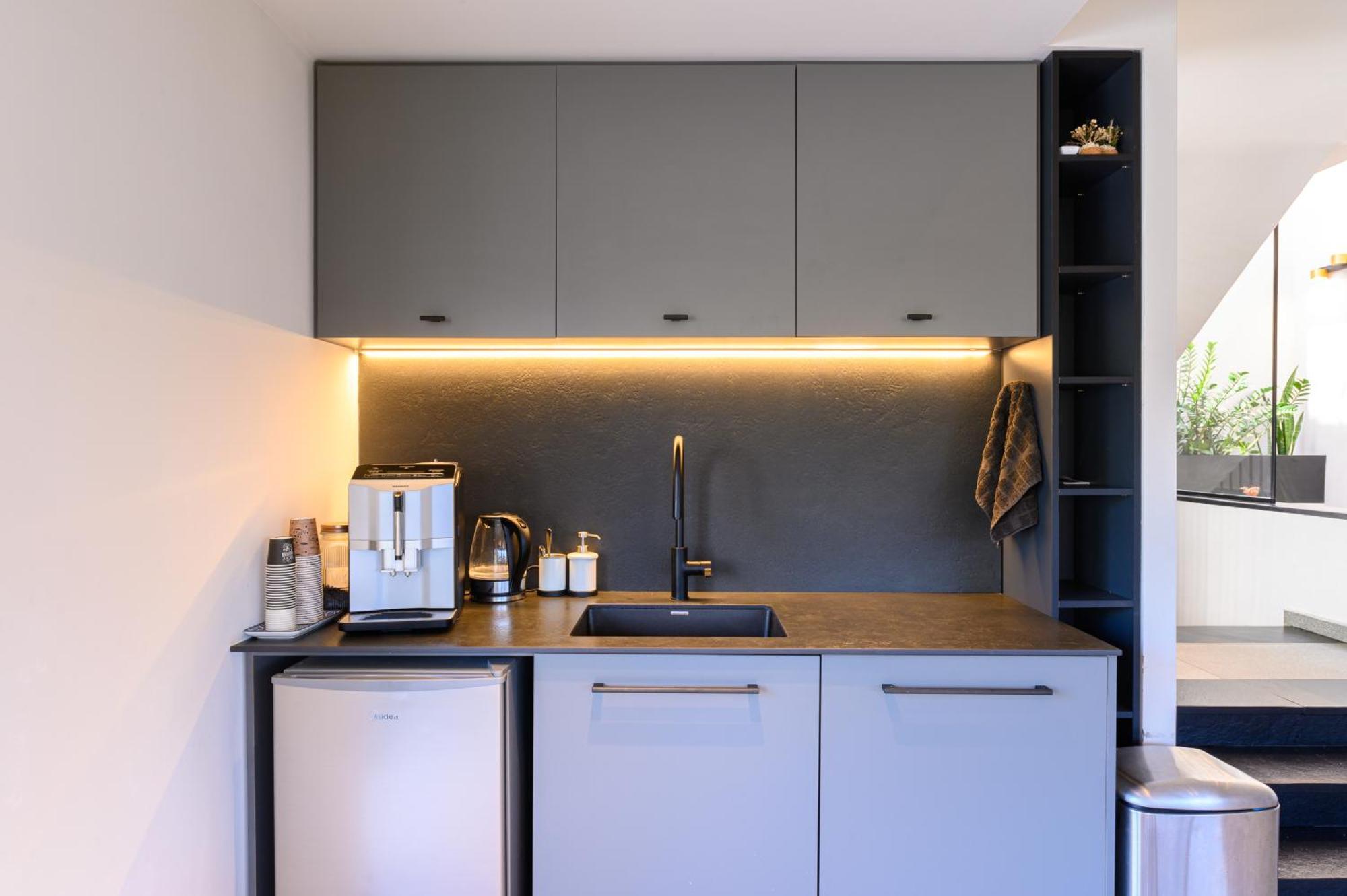 Rokah Luxury Villa At Ramat Hahayal Tel Aviv Buitenkant foto