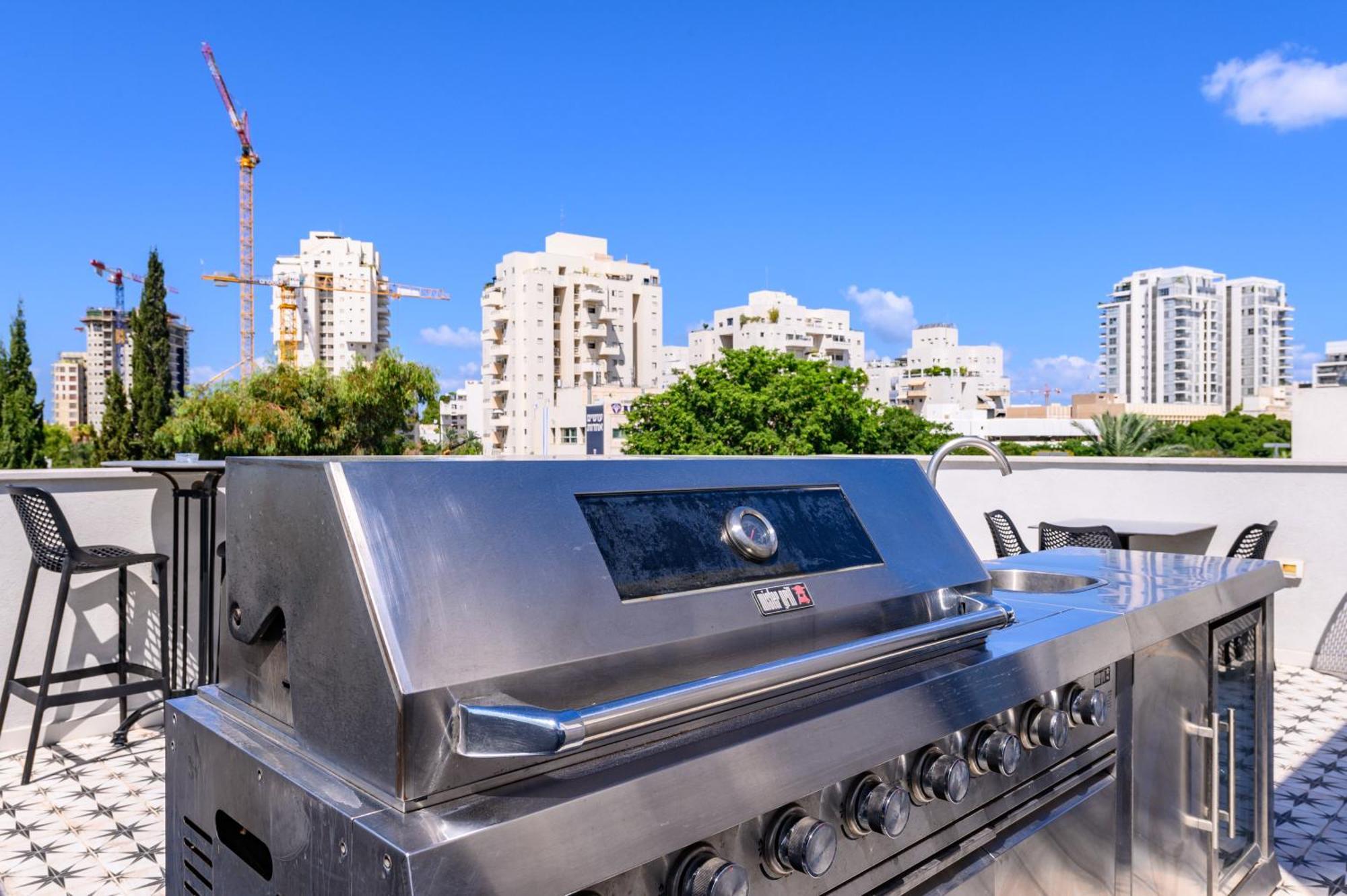 Rokah Luxury Villa At Ramat Hahayal Tel Aviv Buitenkant foto