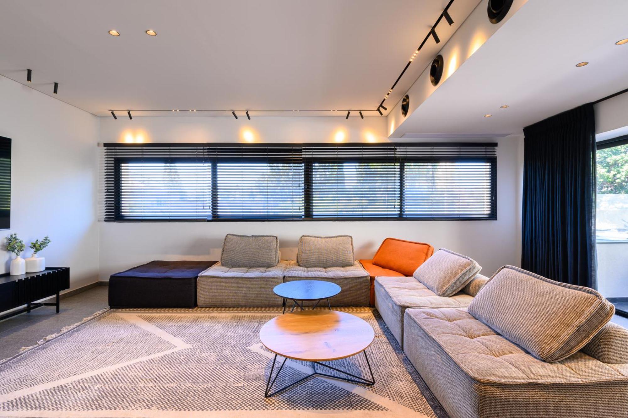 Rokah Luxury Villa At Ramat Hahayal Tel Aviv Buitenkant foto