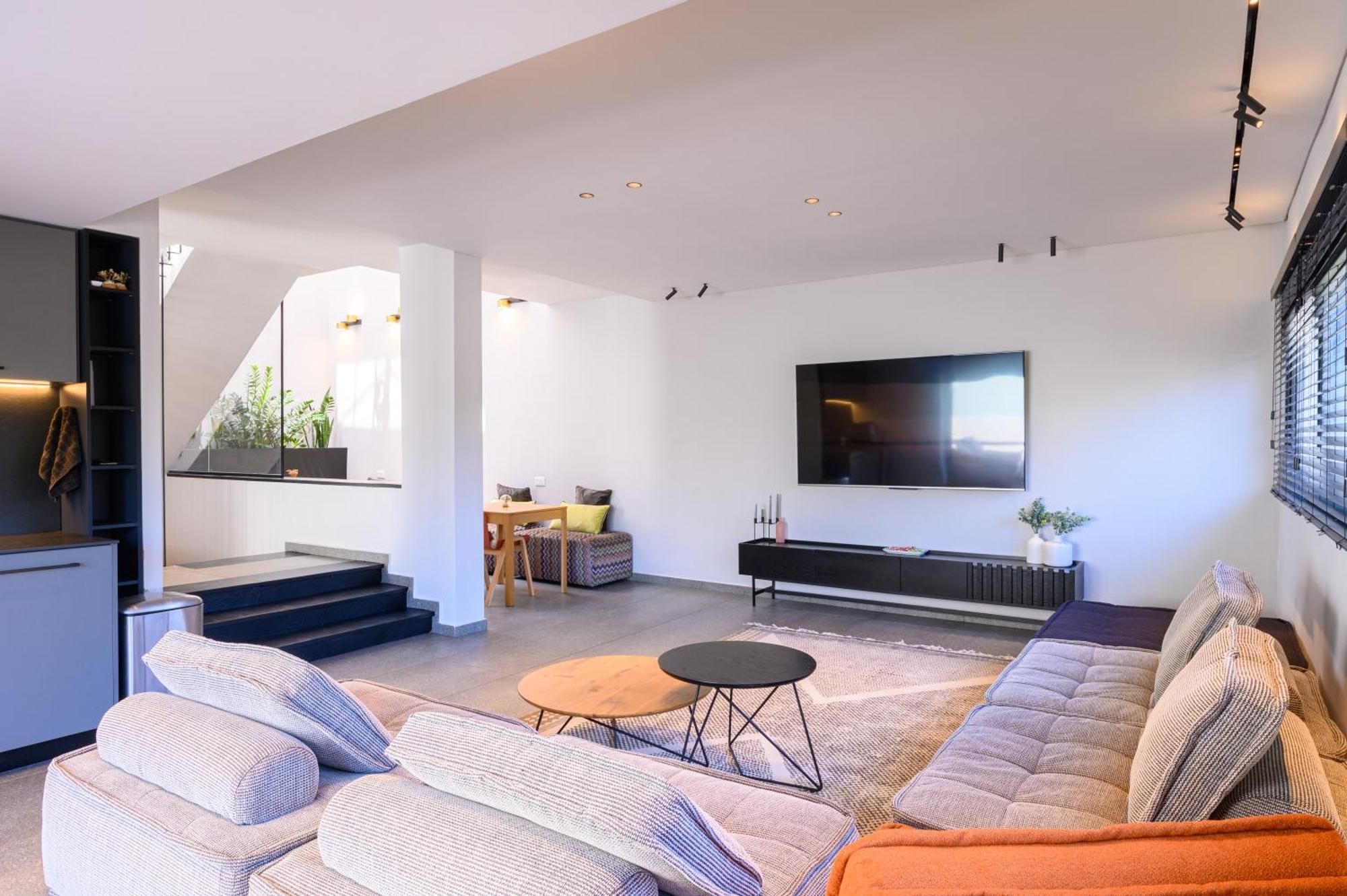 Rokah Luxury Villa At Ramat Hahayal Tel Aviv Buitenkant foto