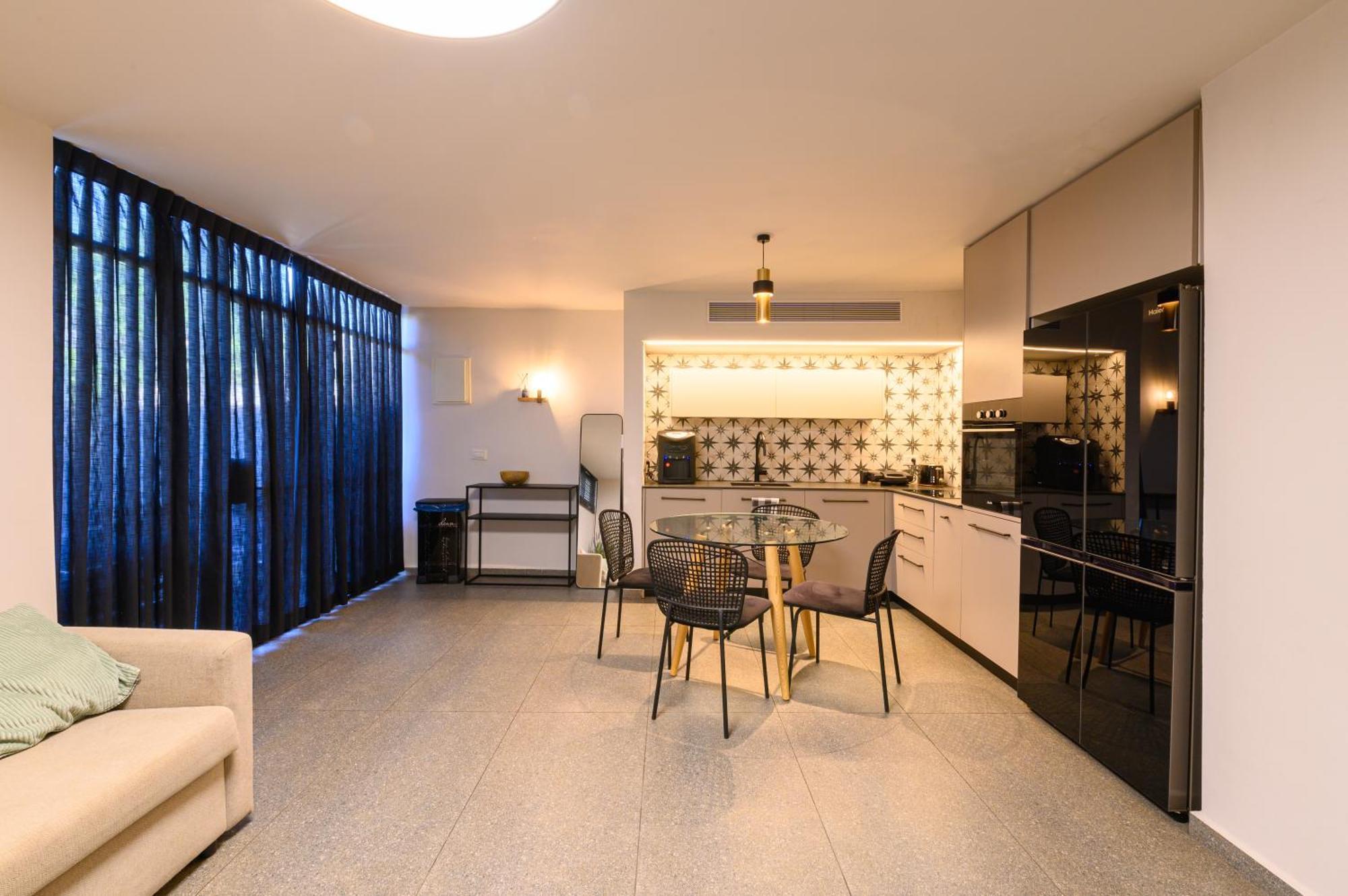 Rokah Luxury Villa At Ramat Hahayal Tel Aviv Kamer foto