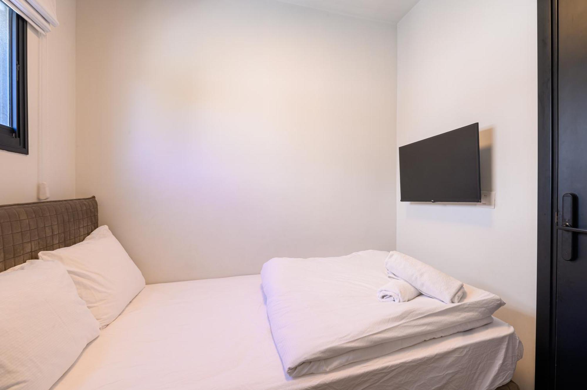 Rokah Luxury Villa At Ramat Hahayal Tel Aviv Kamer foto
